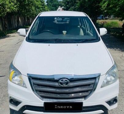 Toyota Innova 2.5 Z Diesel 7 Seater BS IV 2014 MT in Surat 