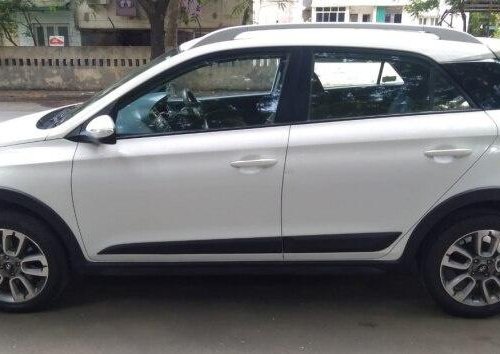 Hyundai i20 Active 1.2 SX 2016 MT for sale in Ahmedabad 