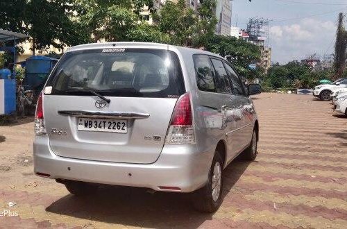 2009 Toyota Innova 2.5 V Diesel 8-seater MT in Kolkata