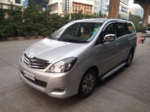 2011 Toyota Innova 2.5 V Diesel 8-seater MT in Mumbai