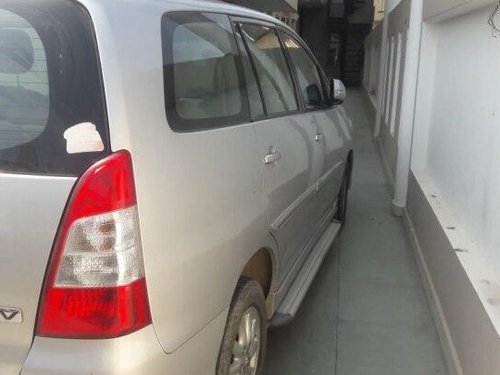 2014 Toyota Innova 2004-2011 MT for sale in Noida