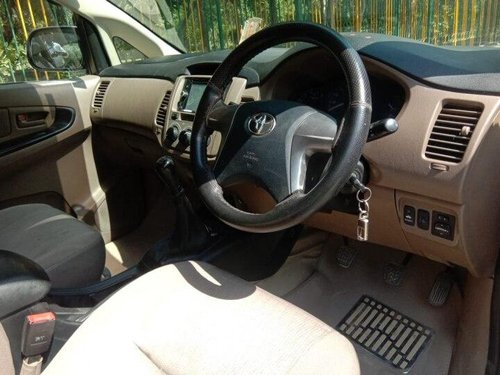 Used Toyota Innova 2016 MT for sale in Agra 