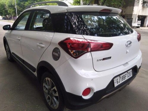 Hyundai i20 Active 1.2 SX 2016 MT for sale in Ahmedabad 