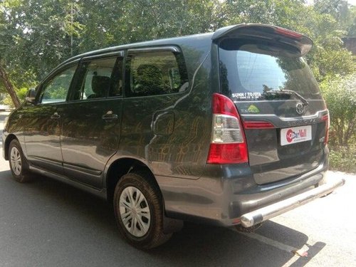 Used Toyota Innova 2016 MT for sale in Agra 