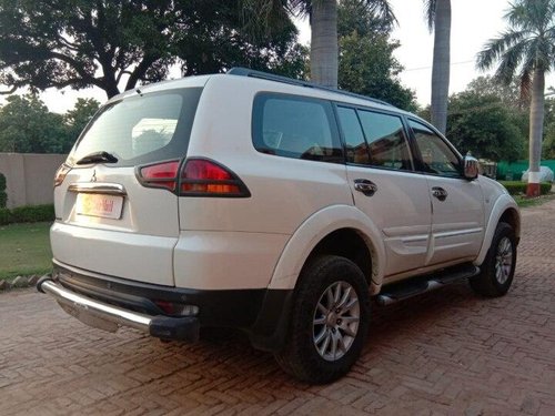 Mitsubishi Pajero Sport Sport 4X4 2013 MT for sale in Agra 