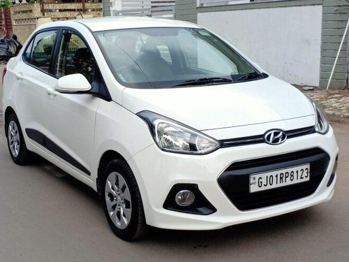 Used Hyundai Xcent 2015 MT in Ahmedabad 