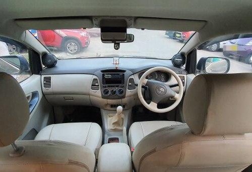 Used 2011 Toyota Innova MT for sale in Ghaziabad 