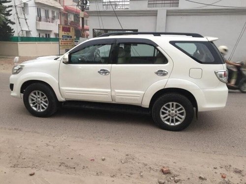 Used 2013 Toyota Fortuner MT for sale in Lucknow 