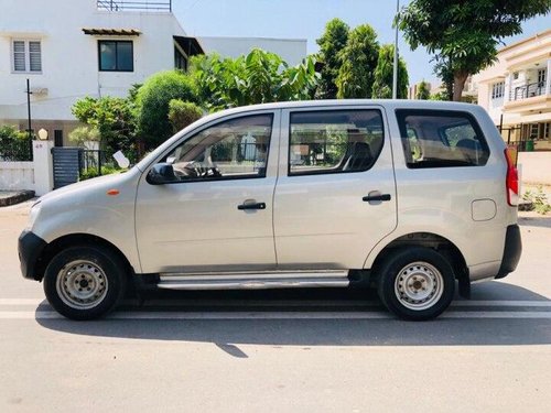 Used Mahindra Xylo D2 2010 MT for sale in Ahmedabad 