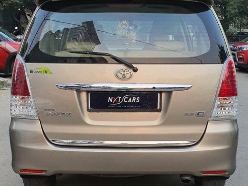 Used 2011 Toyota Innova MT for sale in Ghaziabad 