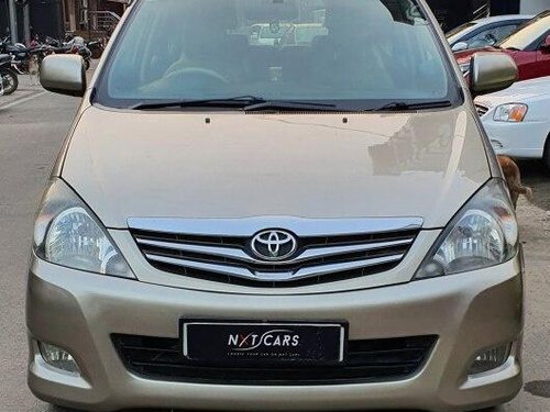 Used 2011 Toyota Innova MT for sale in Ghaziabad 