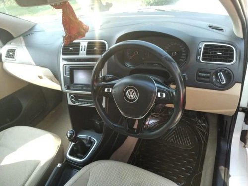 Volkswagen Polo 1.2 MPI Highline 2016 MT for sale in Faridabad 