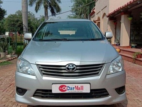 Toyota Innova 2013 MT for sale in Agra