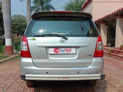 Toyota Innova 2013 MT for sale in Agra