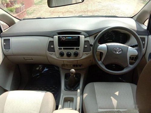 Toyota Innova 2013 MT for sale in Agra