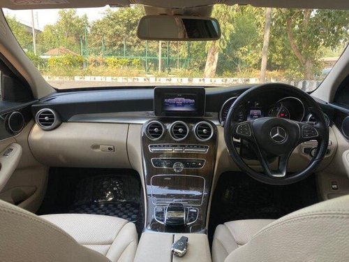 Used 2015 Mercedes Benz C-Class C 220 CDI Avantgarde AT in New Delhi