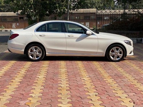 Used 2015 Mercedes Benz C-Class C 220 CDI Avantgarde AT in New Delhi