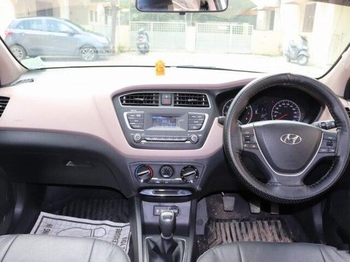 Hyundai Elite i20 Magna Plus 2019 MT for sale in Ahmedabad 