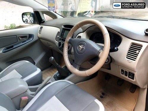 Toyota Innova 2.5 GX 8 STR BSIV 2011 MT for sale in Jamnagar