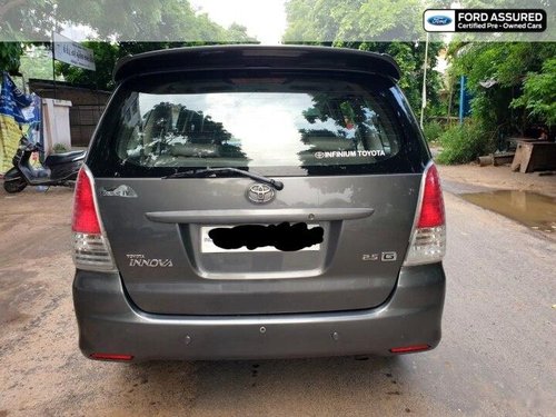 Toyota Innova 2.5 GX 8 STR BSIV 2011 MT for sale in Jamnagar