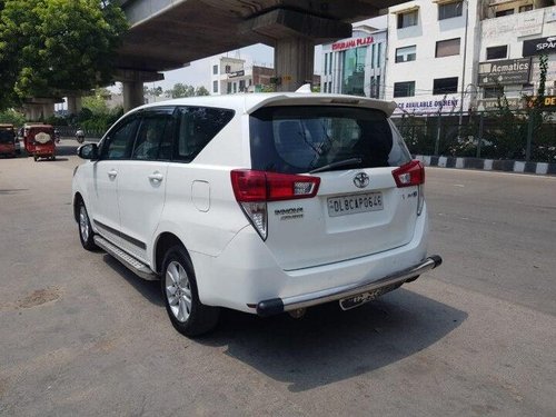 Used Toyota Innova Crysta 2016 MT for sale in New Delhi