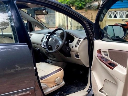 Toyota Innova 2.5 VX (Diesel) 8 Seater BS IV 2013 MT in Mumbai