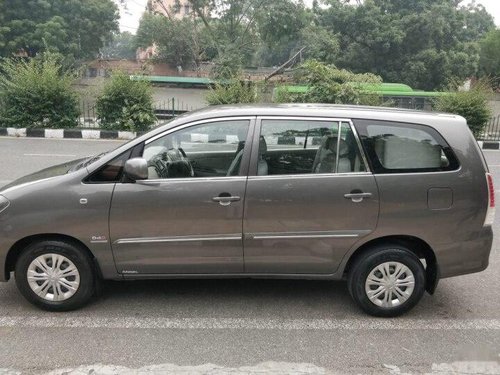 Used 2011 Toyota Innova MT for sale in New Delhi