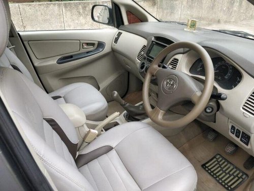 Used 2011 Toyota Innova MT for sale in New Delhi