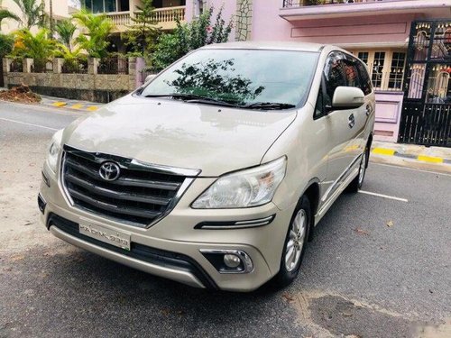 Used Toyota Innova 2014 MT for sale in Bangalore 