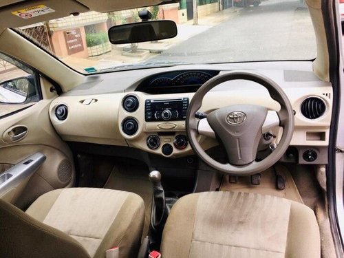 Used 2014 Toyota Etios Liva V MT for sale in Bangalore 