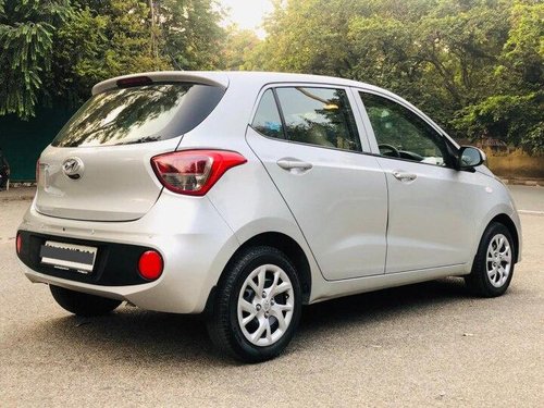 Used 2018 Hyundai Grand i10 MT for sale in New Delhi