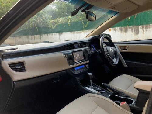 Used Toyota Corolla Altis 2015 AT for sale in New Delhi