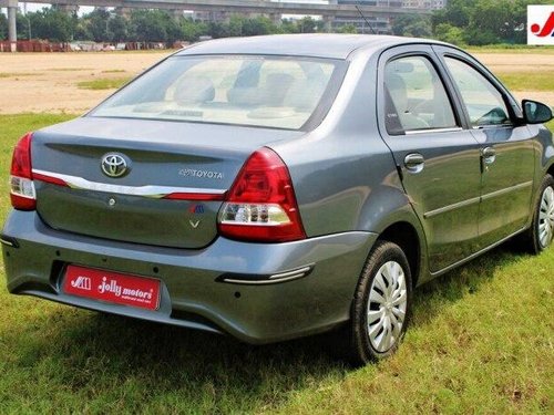 Toyota Platinum Etios V 2019 MT for sale in Ahmedabad 