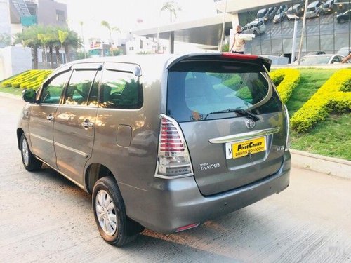 Used 2010 Toyota Innova 2004-2011 MT for sale in Indore