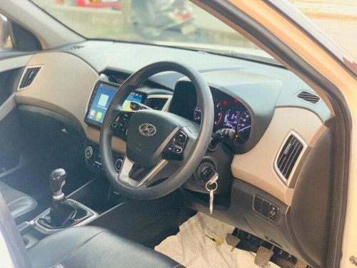 Hyundai Creta 1.6 CRDi SX 2016 MT for sale in Surat