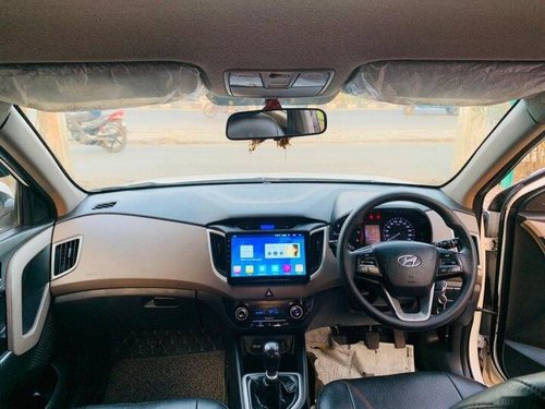 Hyundai Creta 1.6 CRDi SX 2016 MT for sale in Surat