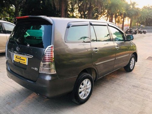 Used 2010 Toyota Innova 2004-2011 MT for sale in Indore