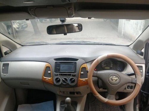 Used 2011 Toyota Innova 2004-2011 MT for sale in Chennai