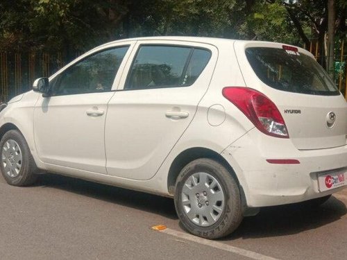 Used 2013 Hyundai i20 Magna MT for sale in Agra