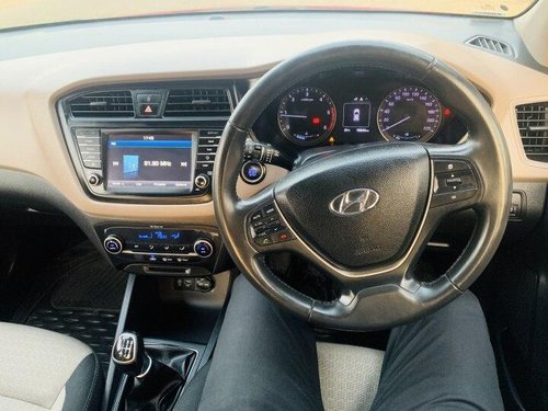 2016 Hyundai Elite i20 1.4 Asta Option MT in Surat