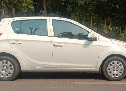 Used 2013 Hyundai i20 Magna MT for sale in Agra