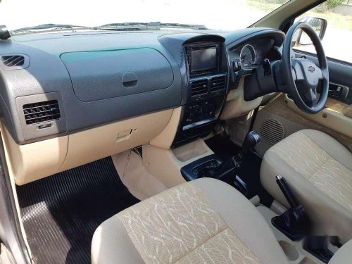 Used Chevrolet Tavera 2015 MT for sale in Ahmedabad