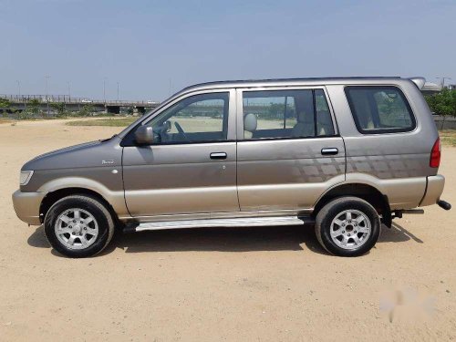 Used Chevrolet Tavera 2015 MT for sale in Ahmedabad