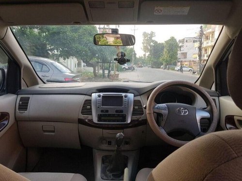 Used 2014 Toyota Innova MT for sale in Ghaziabad 