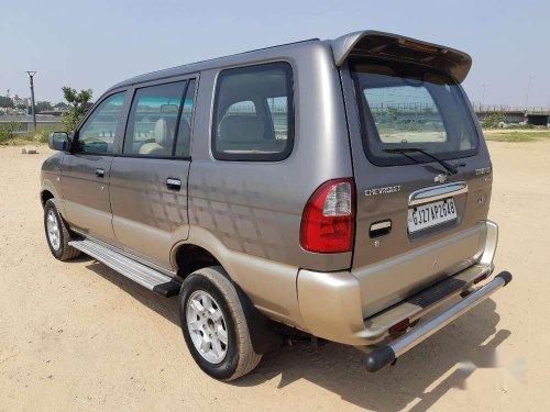 Used Chevrolet Tavera 2015 MT for sale in Ahmedabad