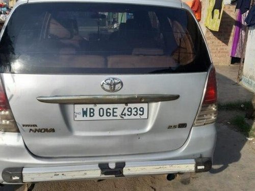 2010 Toyota Innova 2004-2011 MT for sale in Kolkata