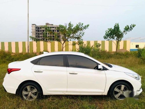 Hyundai Fluidic Verna 2017 MT for sale in Mumbai