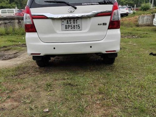Toyota Innova 2.5 EV PS 8 STR BS-IV, 2015, Diesel MT in Jorhat
