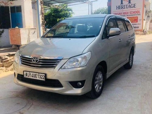 Toyota Innova 2013 MT for sale in Jaipur