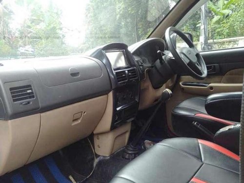 Used 2013 Chevrolet Tavera MT for sale in Kochi